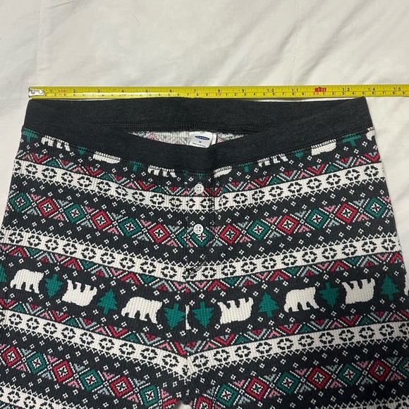 Old Navy Holiday Pajamas - Picture 9 of 10